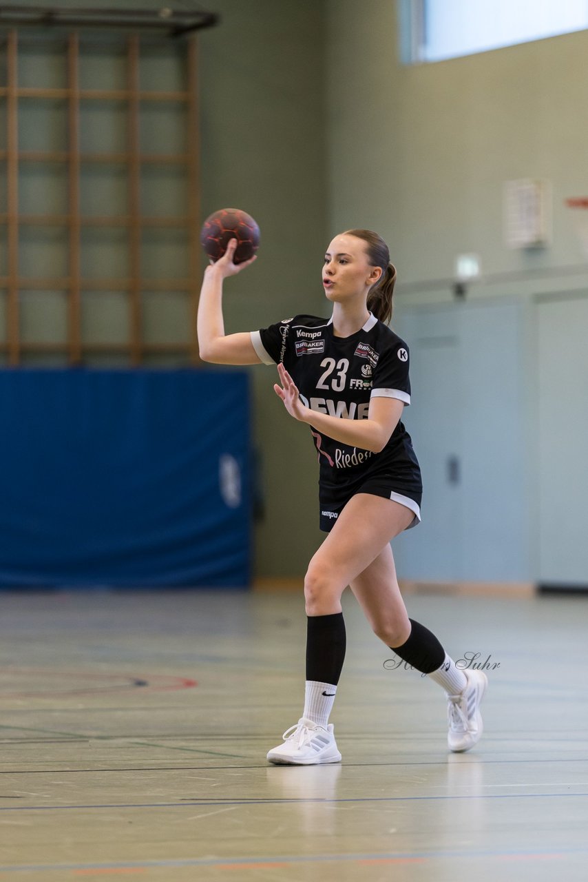 Bild 147 - wBJ SV Henstedt Ulzburg - Bramstedter TS : Ergebnis: 27:15